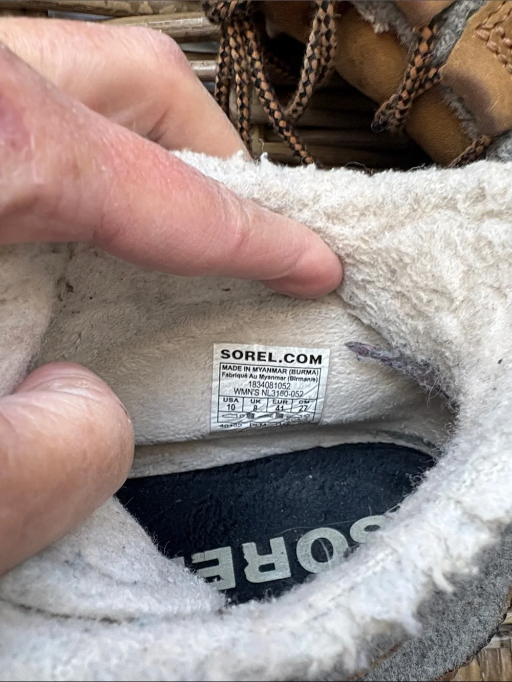 Sorel Out ‘N About Plus Felt Brown, Gray & Black Women's Insulated Boots Size 10 - Picture 9 of 9